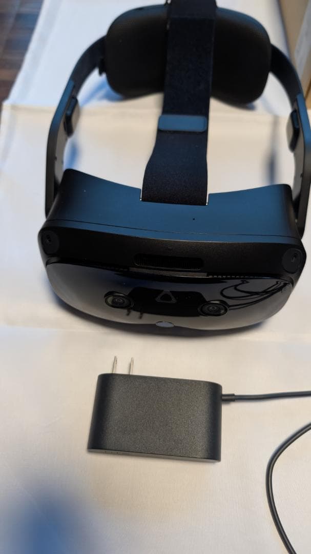 VIVE Focus Vision トラッカー ストリーミングキット付き